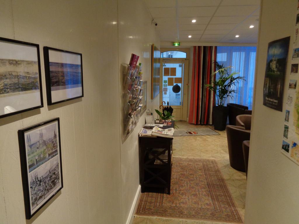 Hotel de Montaulbain Verdun-sur-Meuse Buitenkant foto